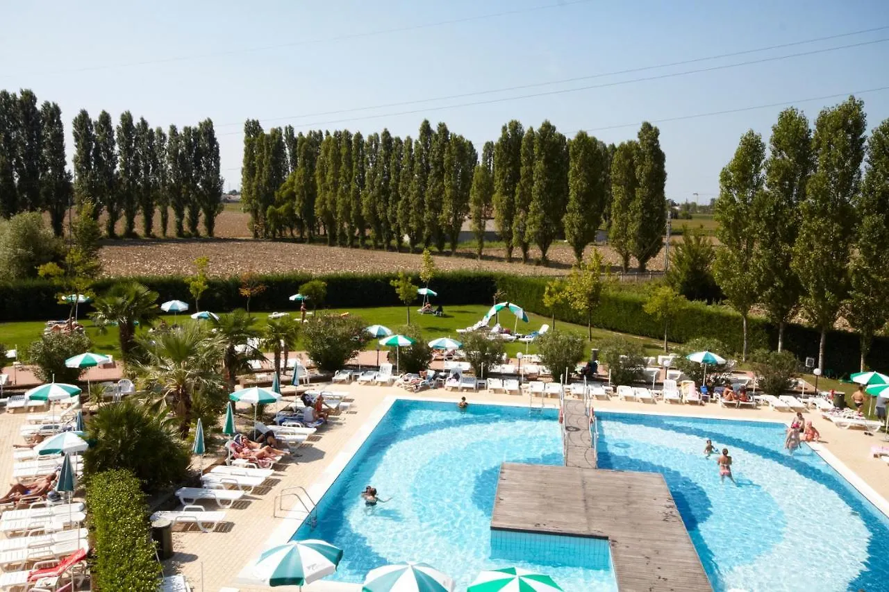 Green Garden Resort - Smart Hotel Mestre