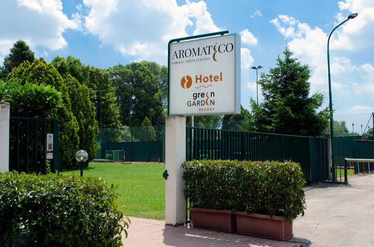 Green Garden Resort - Smart Hotel Mestre 3*,