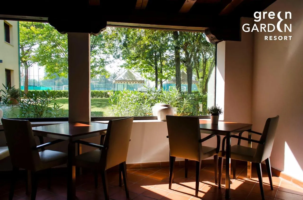 Green Garden Resort - Smart Hotel Mestre
